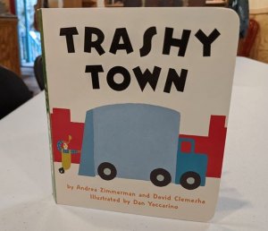 Thanks to off-island friend Jean Finnegan who sponsored this week's storytime and provided a copy of Trashy Town for each child!