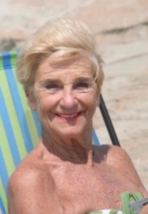 Obituary for Sabine d'Oelsnitz